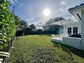 1558 Sevilla Ave, Coral Gables FL 33134