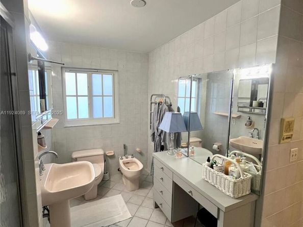 1558 Sevilla Ave, Coral Gables FL 33134