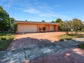 612 N 46th Ave, Hollywood FL 33021