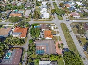 612 N 46th Ave, Hollywood FL 33021