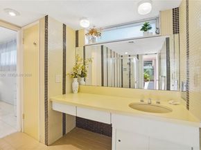 612 N 46th Ave, Hollywood FL 33021