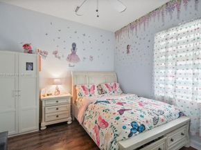 3899 Cascade Ter, Weston FL 33332