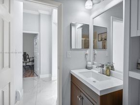3899 Cascade Ter, Weston FL 33332