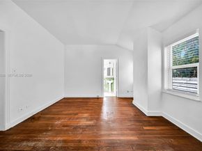 520 Morningside Dr, Miami Springs FL 33166