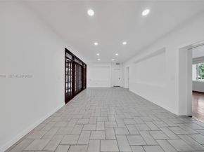 520 Morningside Dr, Miami Springs FL 33166