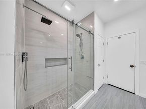 520 Morningside Dr, Miami Springs FL 33166