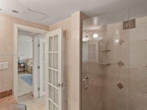 5225 Collins Ave 1117, Miami Beach FL 33140