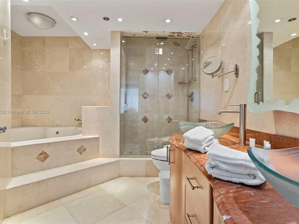 5225 Collins Ave 1117, Miami Beach FL 33140