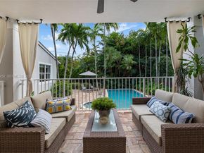 164 W Mashta Dr, Key Biscayne FL 33149