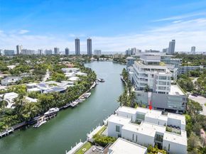 1011 W 48th St 8, Miami Beach FL 33140