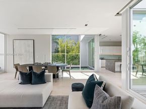 1011 W 48th St 8, Miami Beach FL 33140