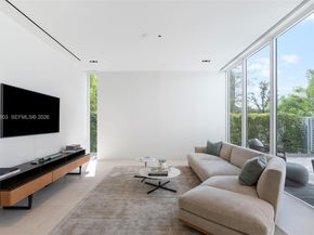 1011 W 48th St 8, Miami Beach FL 33140