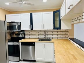 8000 Fairview Dr 310, Tamarac FL 33321