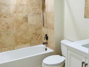 8000 Fairview Dr 310, Tamarac FL 33321