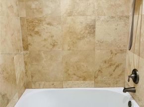 8000 Fairview Dr 310, Tamarac FL 33321