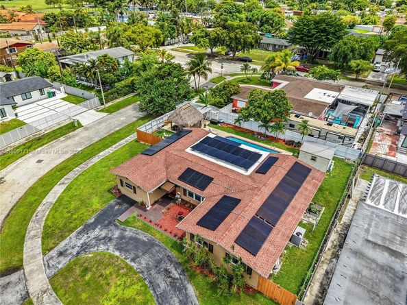 16103 SW 108th Ct, Miami FL 33157