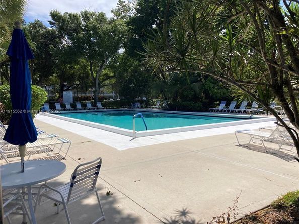 805 Cypress Blvd 309, Pompano Beach FL 33069