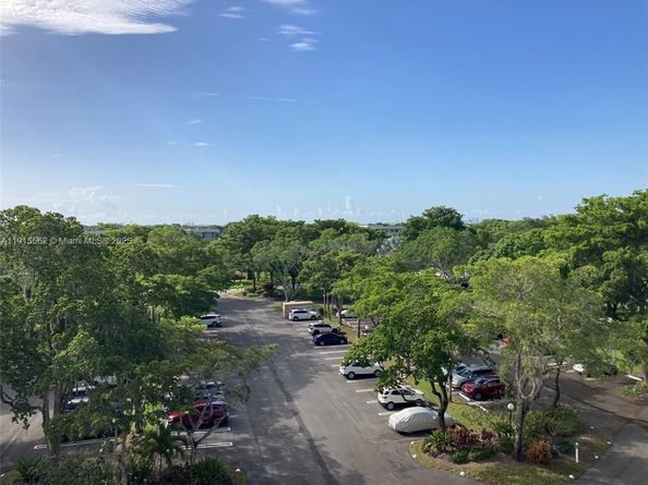 805 Cypress Blvd 309, Pompano Beach FL 33069