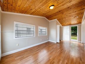 2431 Rodman St, Hollywood FL 33020