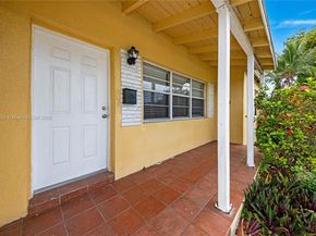 2431 Rodman St, Hollywood FL 33020