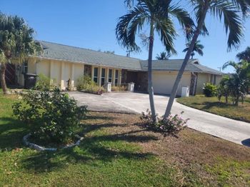 900 S Mangonia Cir