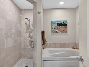 16135 Emerald Estates Dr 162, Weston FL 33331