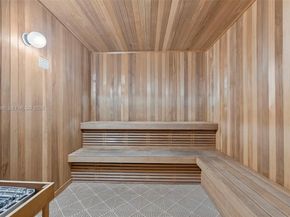 16135 Emerald Estates Dr 162, Weston FL 33331