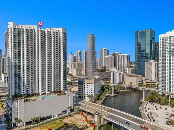 350 S Miami Ave 3013, Miami FL 33130