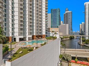 350 S Miami Ave 3013, Miami FL 33130