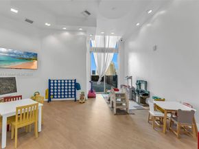 350 S Miami Ave 3013, Miami FL 33130