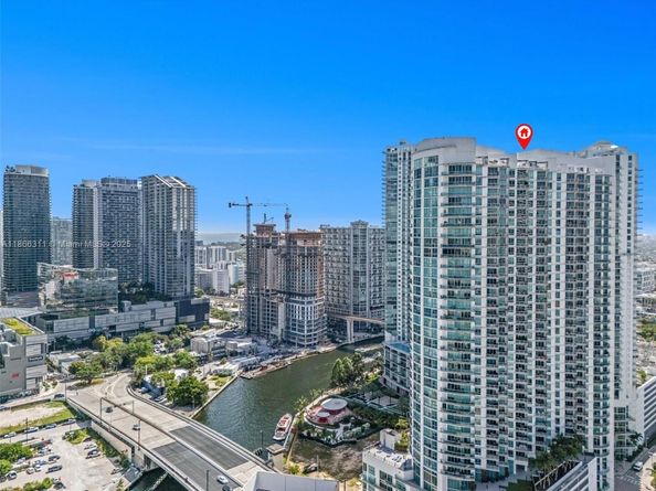 350 S Miami Ave 3013, Miami FL 33130