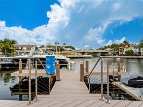 1260 Harbor Ct, Hollywood FL 33019