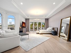 1260 Harbor Ct, Hollywood FL 33019