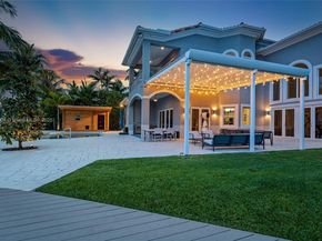 1260 Harbor Ct, Hollywood FL 33019