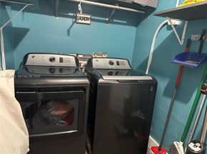 5700 SW 54th Ter, Davie FL 33314