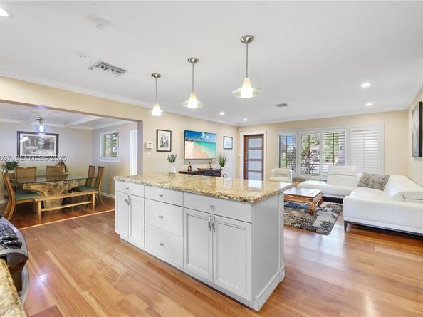 1311 NE 26th Ter, Pompano Beach FL 33062