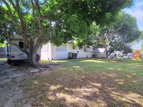 10305 SW 149th Ter, Miami FL 33176