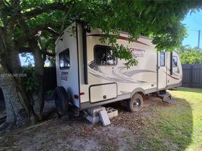 10305 SW 149th Ter, Miami FL 33176