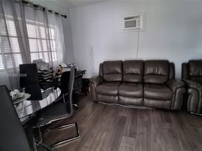 10305 SW 149th Ter, Miami FL 33176