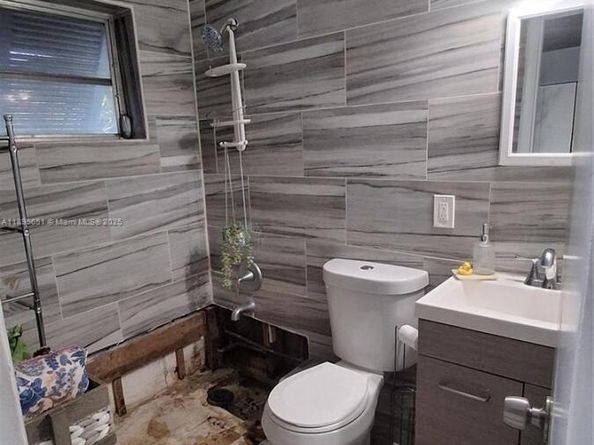 10305 SW 149th Ter, Miami FL 33176
