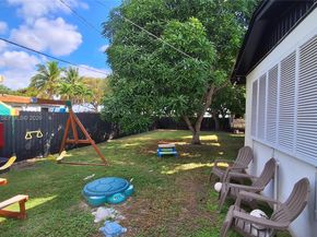 10305 SW 149th Ter, Miami FL 33176