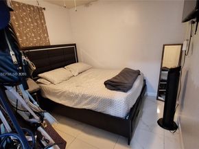 10305 SW 149th Ter, Miami FL 33176