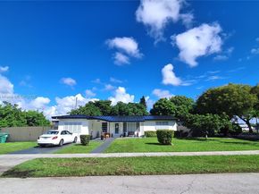 10305 SW 149th Ter, Miami FL 33176