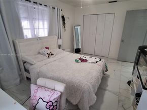10305 SW 149th Ter, Miami FL 33176