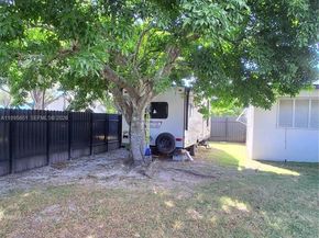 10305 SW 149th Ter, Miami FL 33176