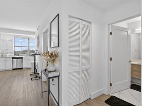 4100 SW 64th Ave 301, Davie FL 33314