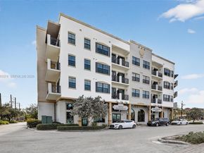 4100 SW 64th Ave 301, Davie FL 33314