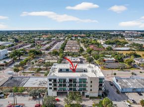 4100 SW 64th Ave 301, Davie FL 33314