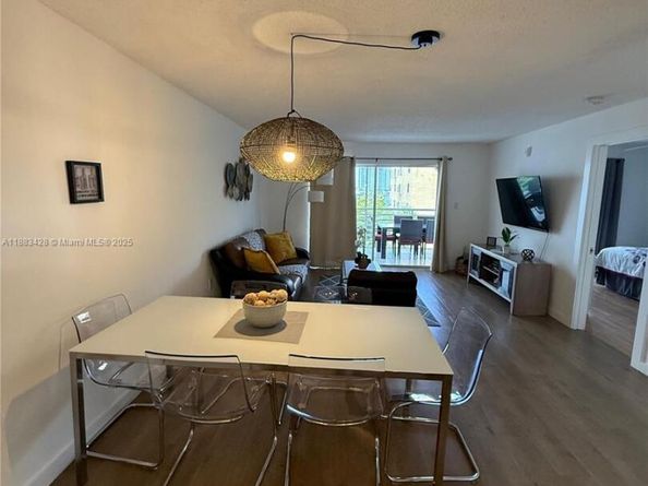17801 N Bay Rd 505, Sunny Isles Beach FL 33160