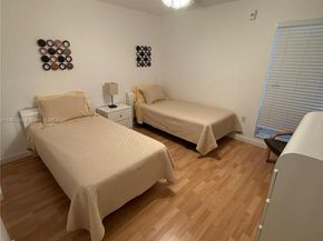 17801 N Bay Rd 505, Sunny Isles Beach FL 33160